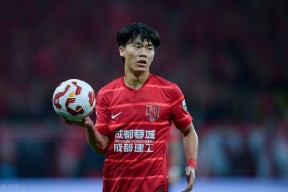 开云在线入口 -今夜成都蓉城备战英超，绝杀压哨细节曝光，更衣室稳定，训练强度明显提升(十三密杀令全集)