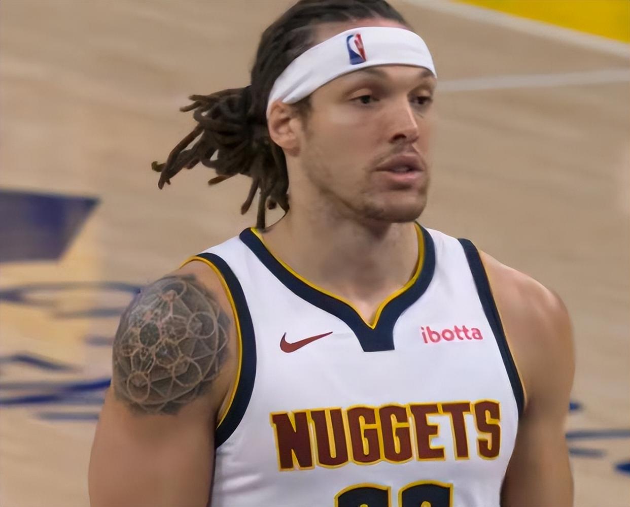 包含东契奇连续七场比赛得分超过持续失利,掘金不断突破!的词条 包含东契奇连续七场比赛得分超过持续失利,掘金不断突破!的词条