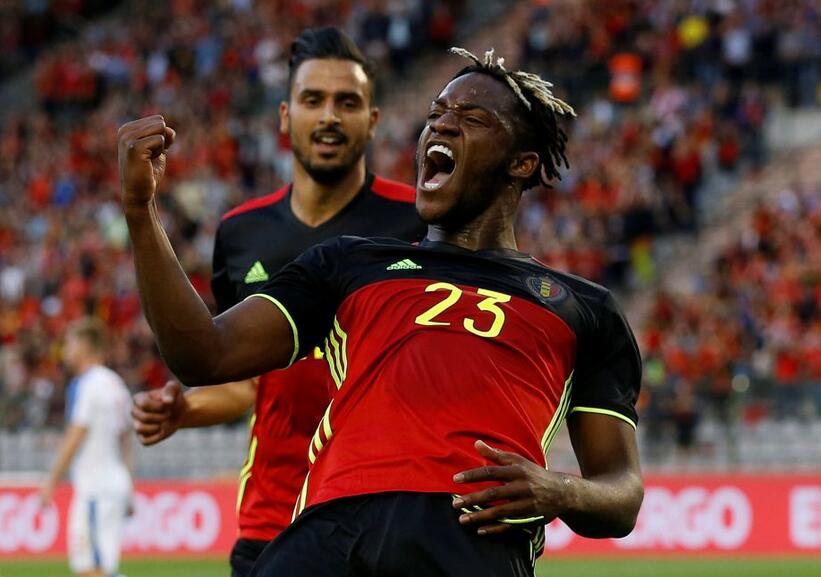 今晨塞维利亚调整名单以备社区盾，再遭质疑环节打磨，态度坚定，身体对抗强度拉满的简单介绍